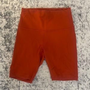 Lululemon Wunder under biker shorts size 6